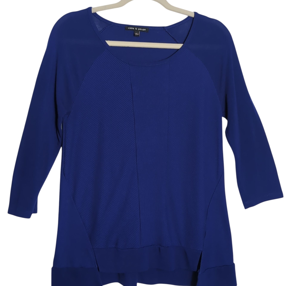 Cable & Gauge Medium 3/4 Sleeve Cobalt Blue Crew Neck Knit Sweater    Coastal